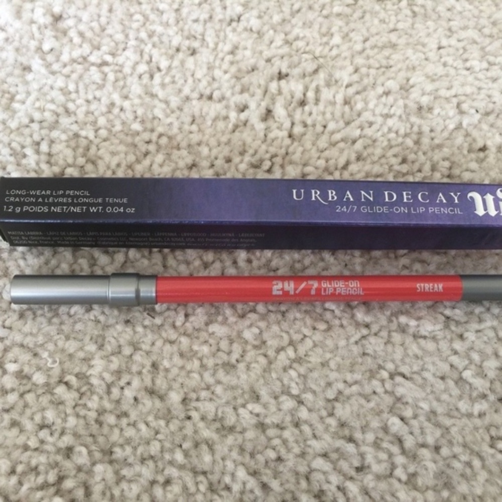 NIB UD Urban Decay 24/7 Glide-On Lip Pencil Streak
